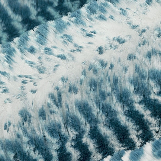 Bayou Luxe Cuddle Arctic Owl 58"/60" Fabric per yard