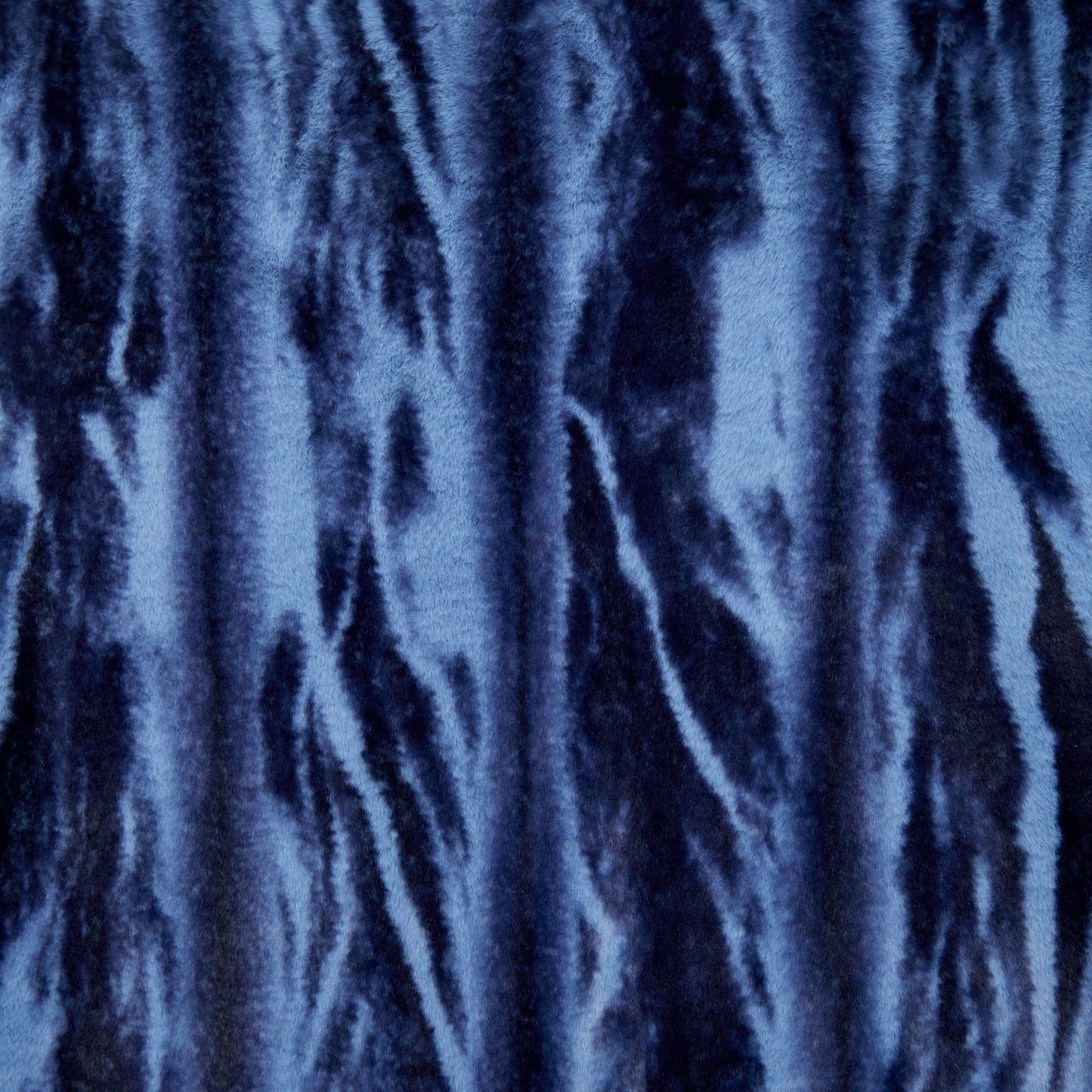 Jeans Luxe Cuddle Nube 58"/60" Fabric per yard