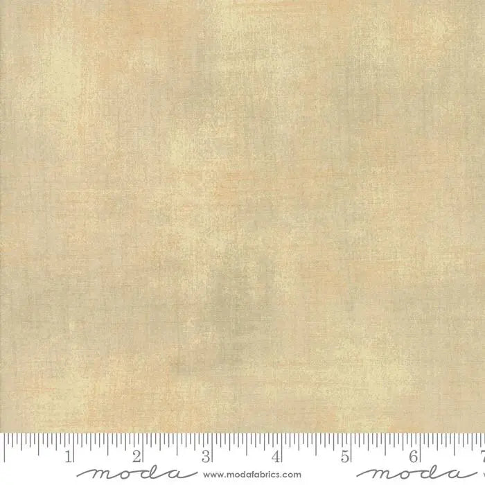 440 Neutral Grunge Basics Buff Fat Quarter