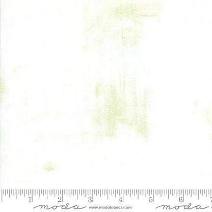 058 White Moda Grunge - Fat Quarter