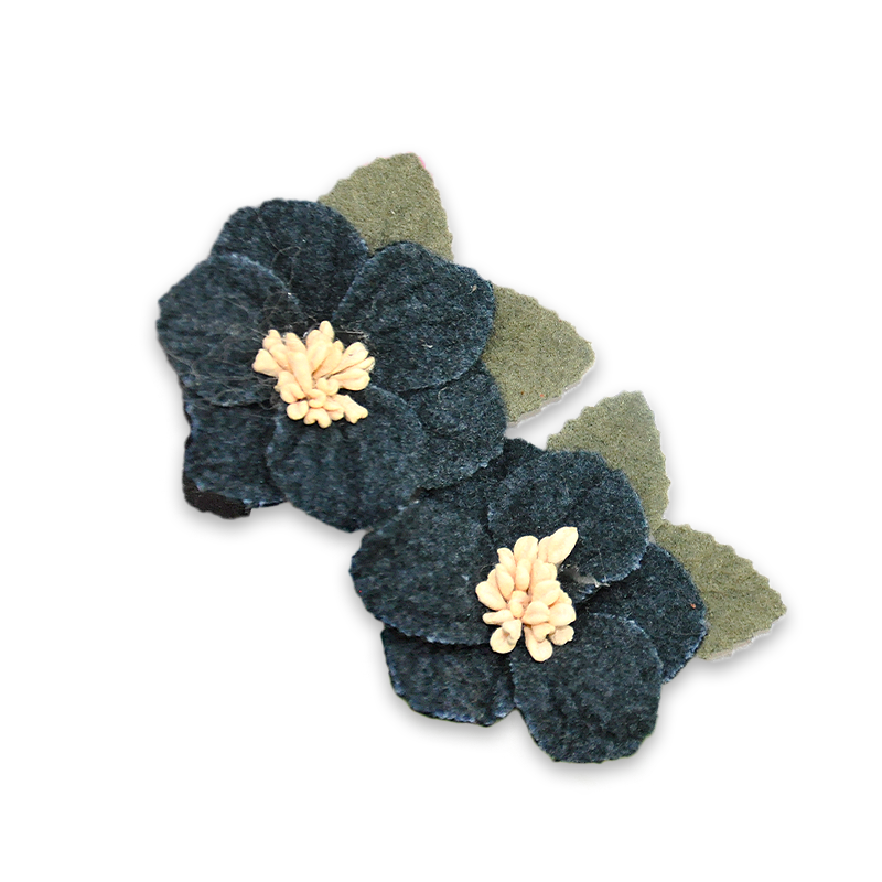 Belagio Enterprises - 2" x 2 1/2" Velvet Flower and Leaves Appliqués (2pcs per Card; 6 Cards Per Order) - BPP-A3-02 Black