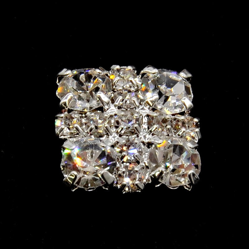 Belagio Enterprises - 3/4" Width Rhinestone Buttons (6pcs per Order) - BRB-114