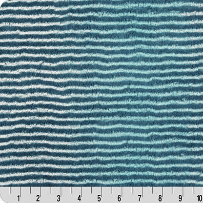 Bayou Luxe Cuddle Arctic Owl 58"/60" Fabric per yard