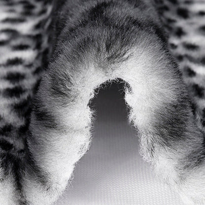 Snow/Black Luxe Cuddle Savanna 58"/60" Fabric per yard