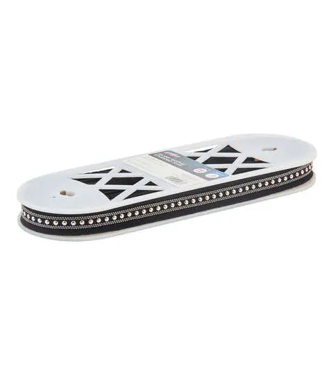 Yaya Han Sew on Gothic Studded Trim 0.75'' Silver - Per Yard