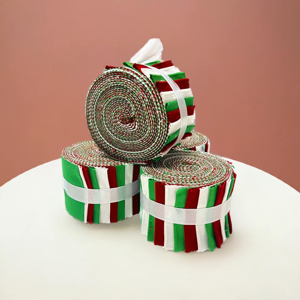 Supreme Solids - 2.5" Roll - Christmas (20 cuts)