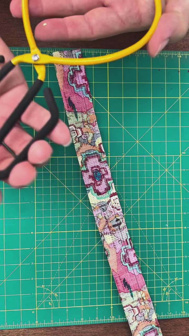734-Lrg Sookie Sews Large Point Turner